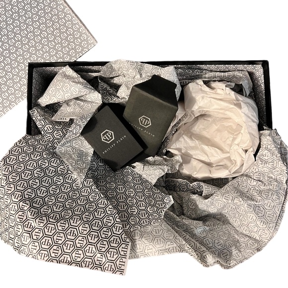 Philipp Plein Shoebox, Tissue and Authenticity Cards - Picture 5 of 10